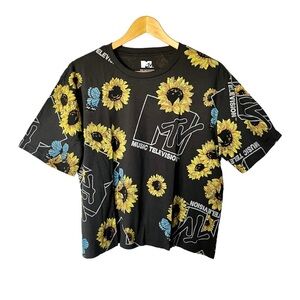 MTV‎ Sunflower NWOT Tee